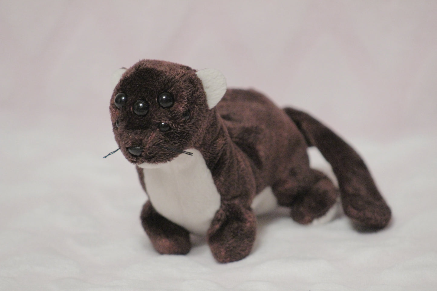 Extra eyes add on, for find or send in customs only!