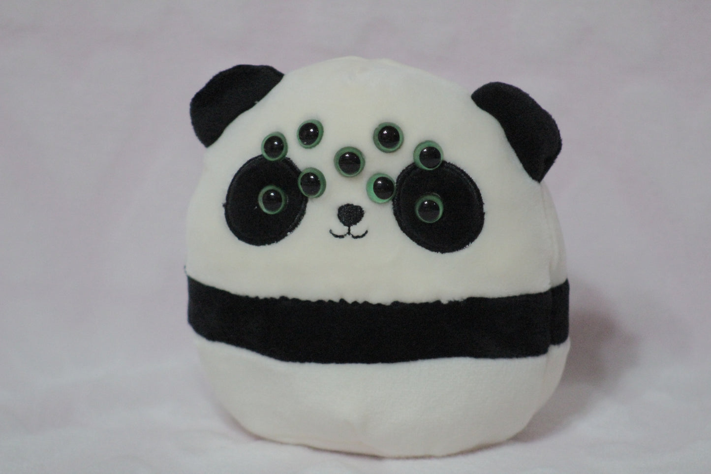 Extra eyes add on, for find or send in customs only!