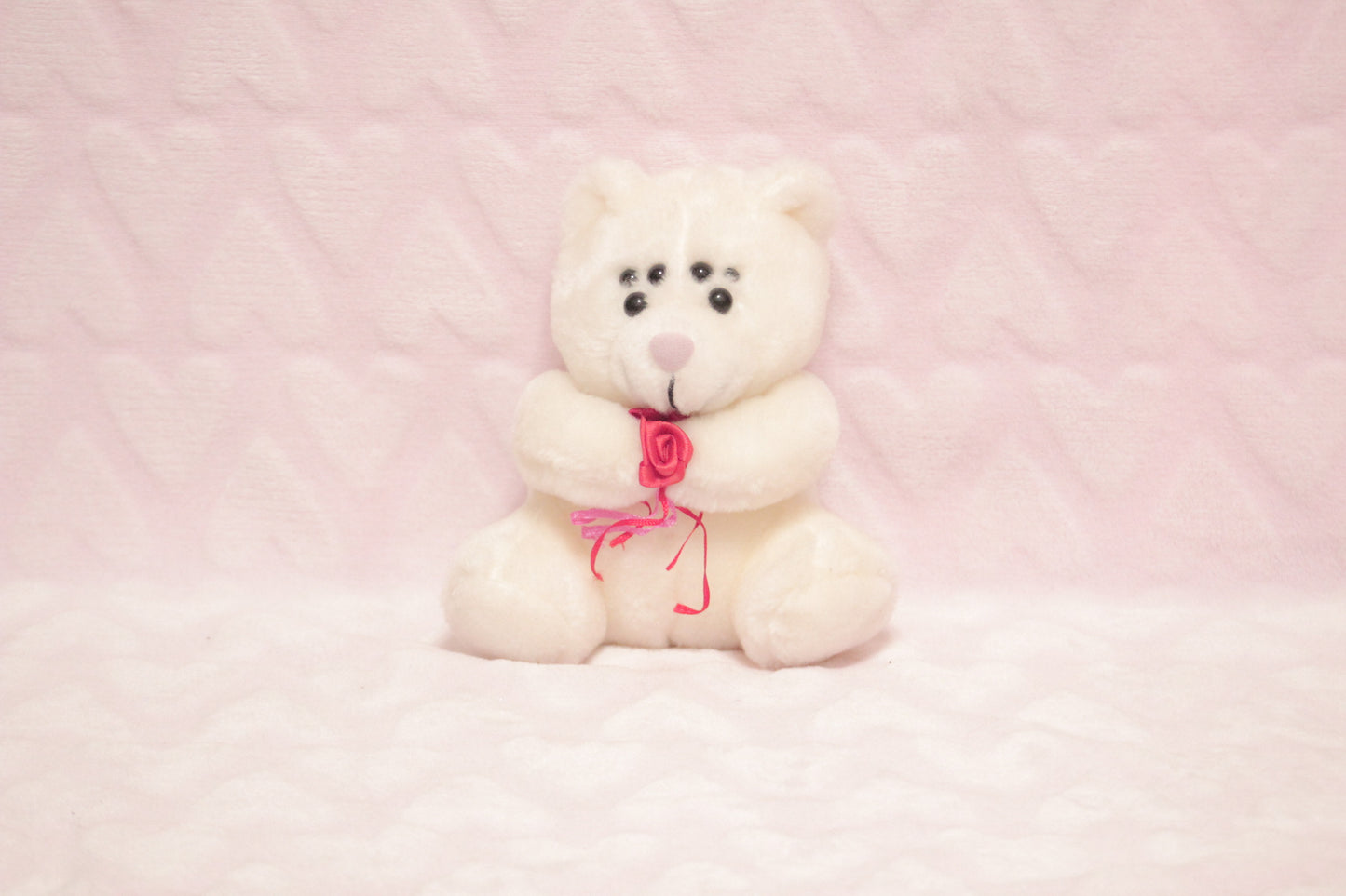 Extra eyes add on, for find or send in customs only!
