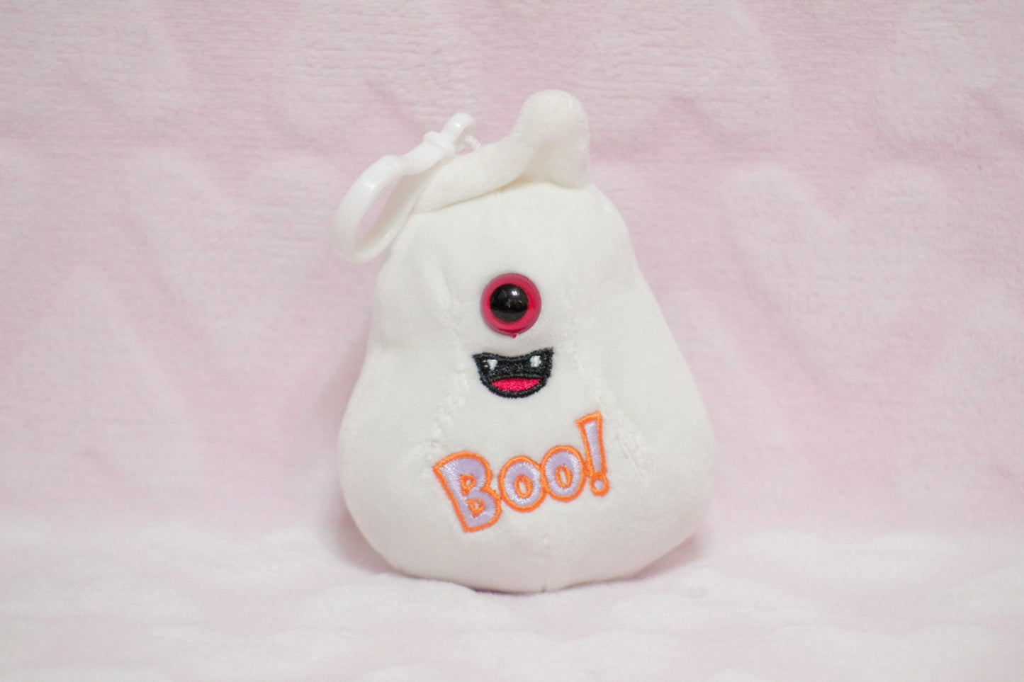 Extra eyes add on, for find or send in customs only!