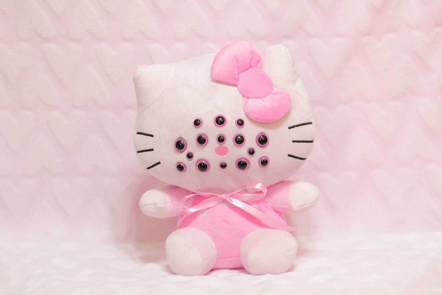 Extra eyes add on, for find or send in customs only!