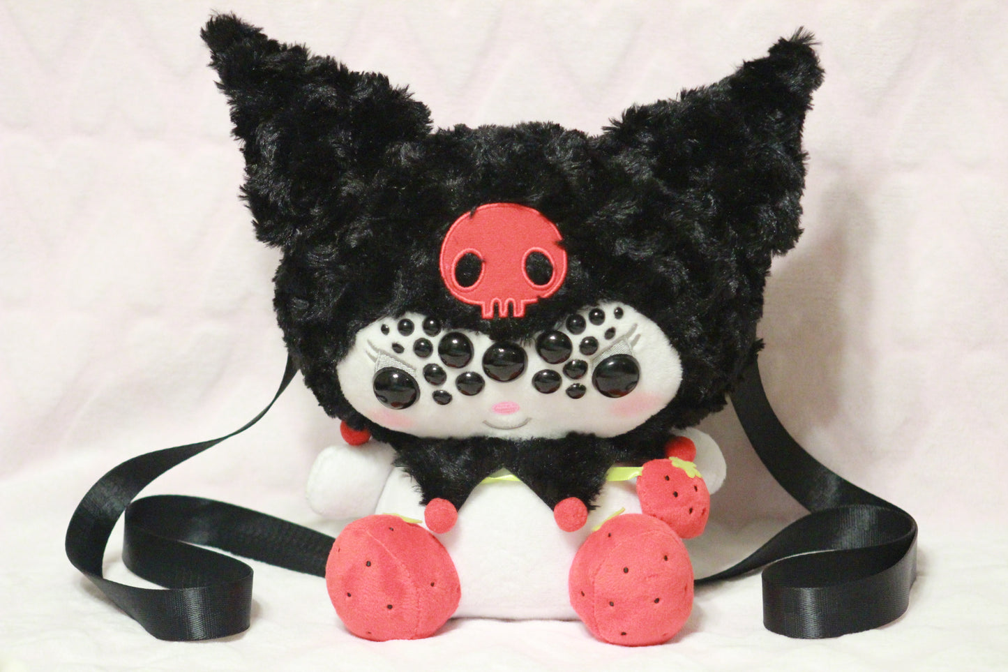 Extra eyes add on, for find or send in customs only!