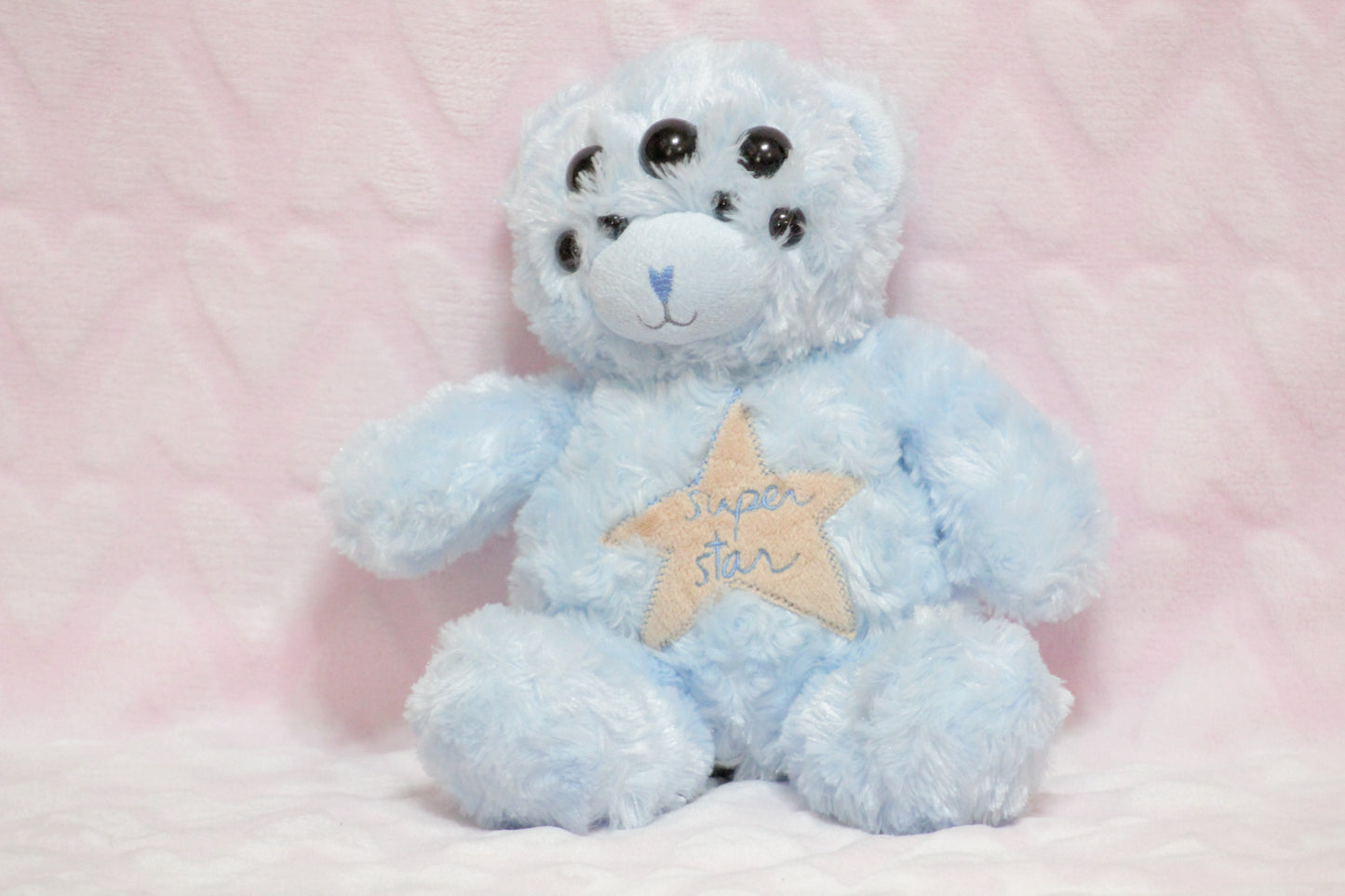 Extra eyes add on, for find or send in customs only!
