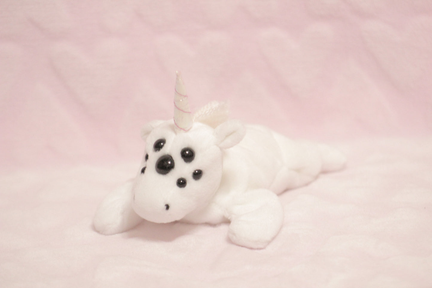 Extra eyes add on, for find or send in customs only!