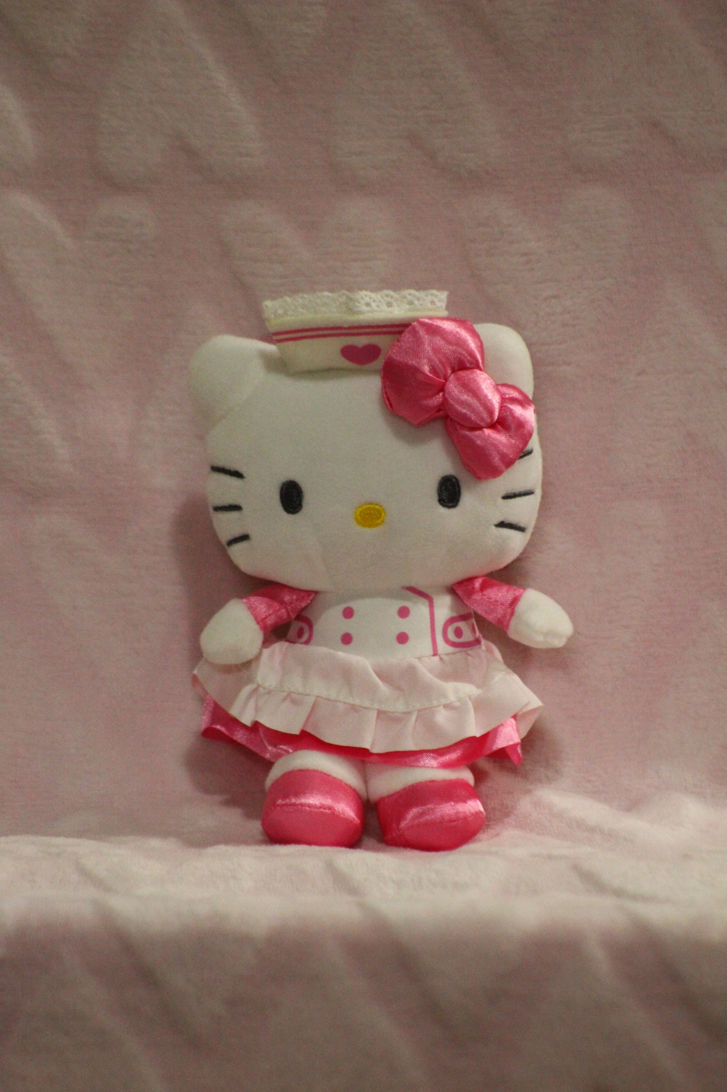 Small doctor/nurse clip on HK custom