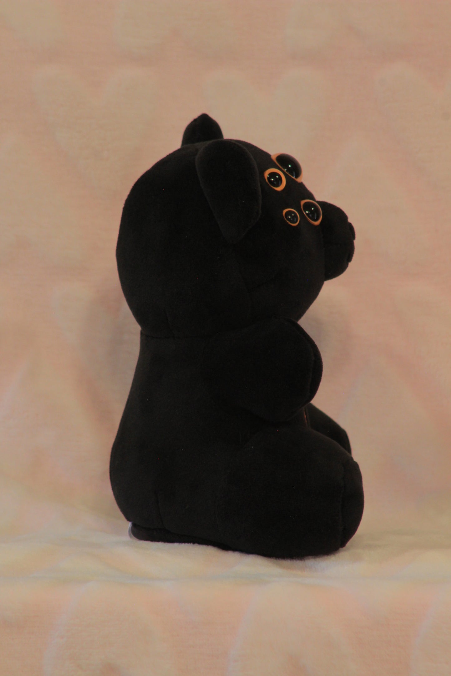 Black small skeleton gummy bear