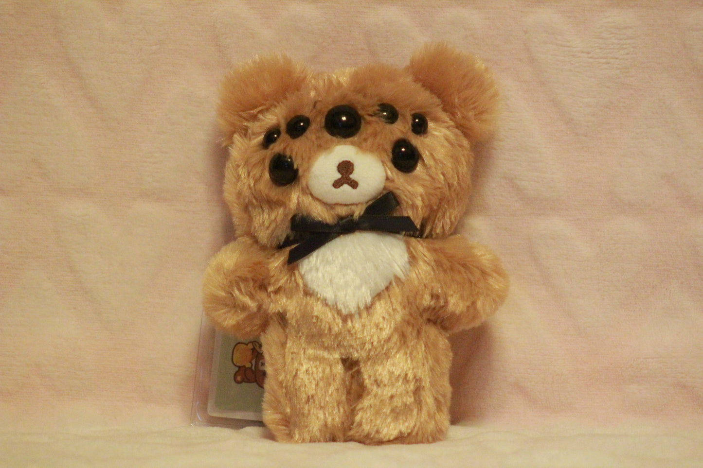 Extra eyes add on, for find or send in customs only!