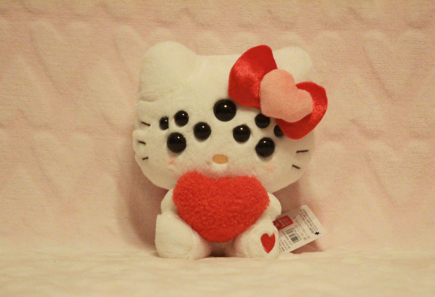 Extra eyes add on, for find or send in customs only!