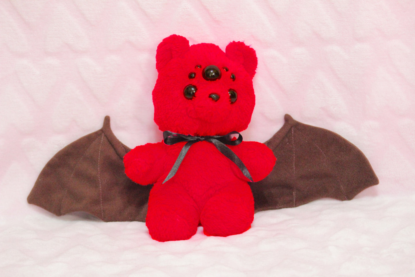 Extra eyes add on, for find or send in customs only!