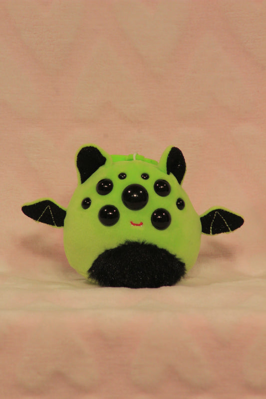 Clip on green bat squish 1
