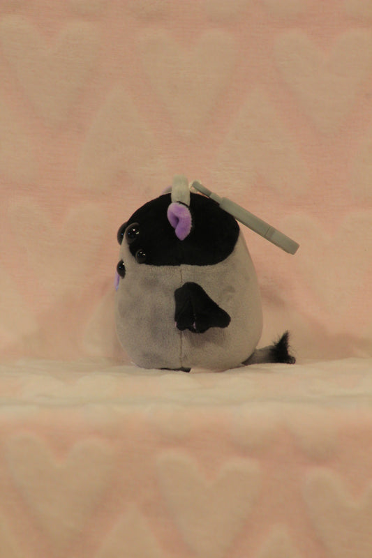 Clip on cow bat squish 1