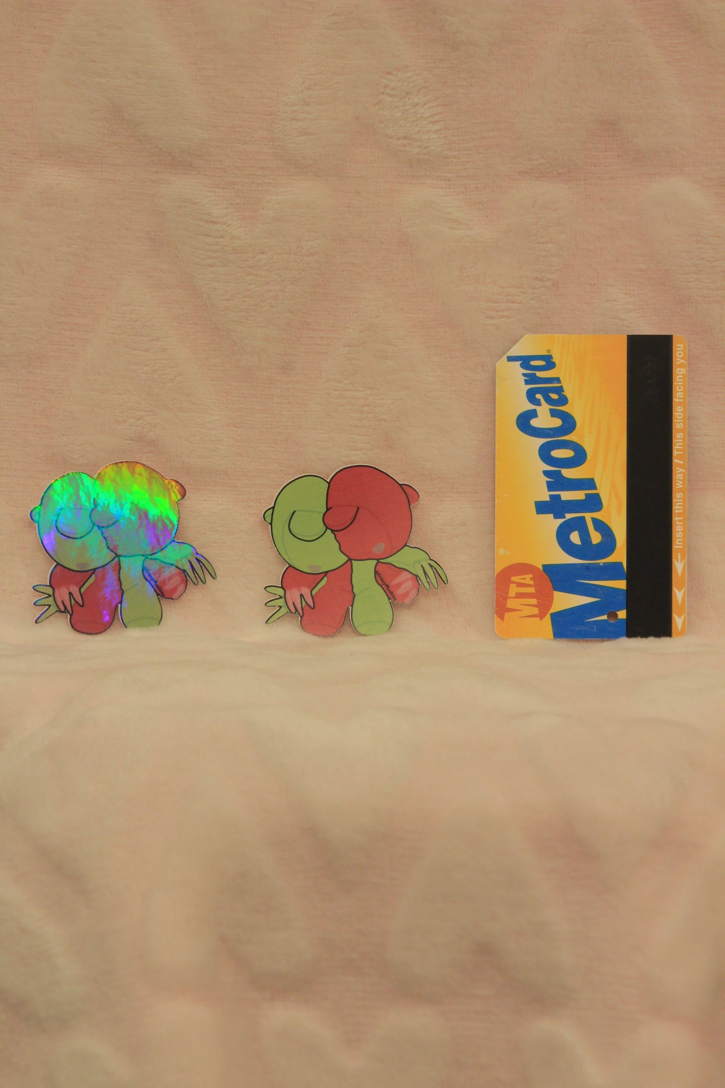 Sticker pre-order pink & green bear